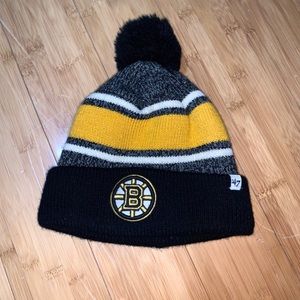 Boston Bruins knit hat